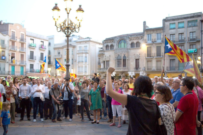 Imatge de la concentració a la plaça del Mercadal de Reus.