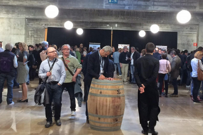 Plano general de la jornada profesional de los vinos de la DO Terra Alta que congregó a más de 400 profesionales del sector.