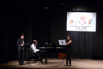 El acto contó con un concierto de música clásica a cargo de jóvenes de la comarca.