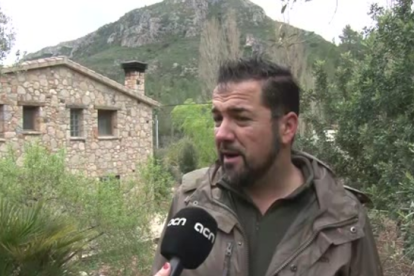 El fill dels propietaris de la casa, Ruben Hernández, defensa que l'administració ha estat «negligent».
