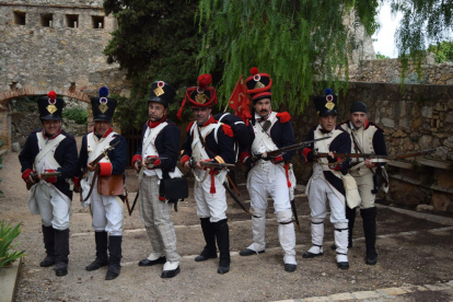 Un despliegue del ejército francés, en el Paseo Arqueológico de Tarragona.