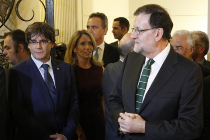 Una imatge d'arxiu de Puigdemont i Rajoy.