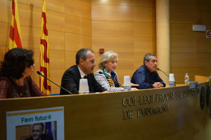 La conferència ha estat organitzada per l'Assemblea Nacional Catalana i Òmnium Cultural.