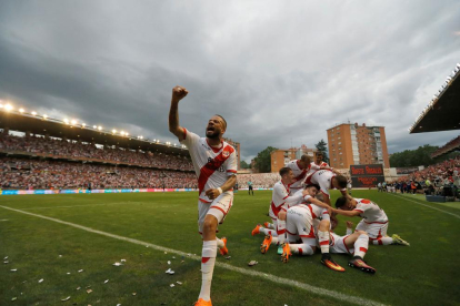 Imatge dels jugadors del Rayo celebrant un gol al seu estadi la passada jornada.