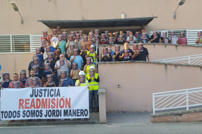 Treballadors d'Endesa protesten per l'acomiadament «injust i arbitrari» d'un company
