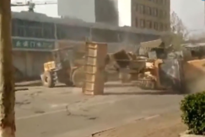 Guerra de excavadoras en Shangai