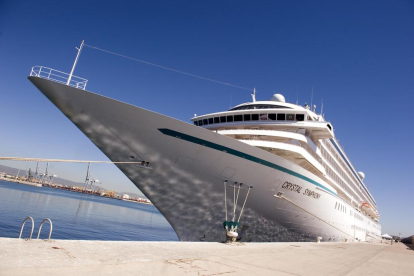 El Cristal Simphony va atracar per primer cop al Port de Tarragona el passat 25 d'agost.