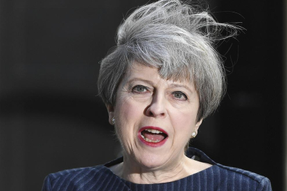 La primera ministra británica, la conservadora Theresa May, anuncia su decisión de convocar elecciones generales anticipadas.