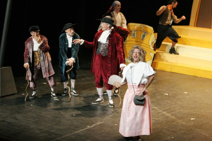 Imagen de archivo de una actuación de Dames i Viells de Reus.