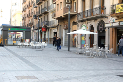 Durante los años que ha durado la remodelación del Mercado, han cerrado 114 establecimientos de las calles adyacentes a la plaza Corsini.