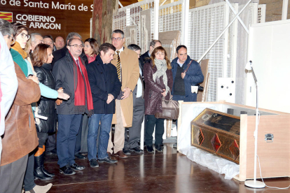 El presidente de Aragón, Javier Lambán, visitando en el Monasterio de Sixena algunas de las obras procedentes del Museo de LLeida.