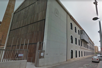 La sede ya existente en Tarragona ciudad de la Agència se encuentra en la calle del Vapor.