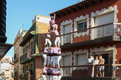 4de9f de la Colla Jove Xiquets de Tarragona a la Diada del Quadre de Santa Rosalia a Torredembarra.