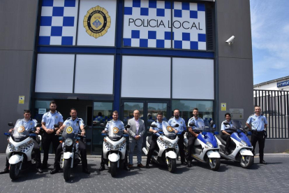 Imatge dels nous agents que s'han incorporat a la Policia de Torredembarra.