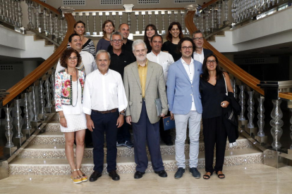 Fotografia de família dels principals representants del sector turístic de la Costa Daurada en un hotel de la Pineda. Imatge del 21 de juny del 2017