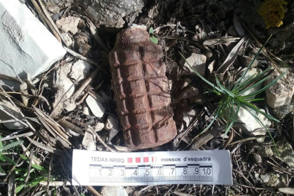 La granada se ha encontrado en lo que fue el epicentro de la batalla del Ebro.