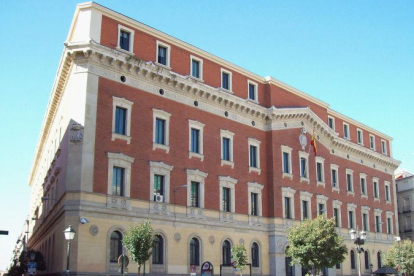 Una imatge de l'exterior del Tribunal de Cuentas, a Madrid.