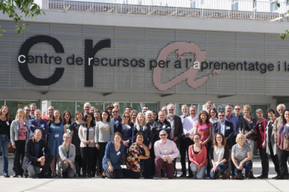 Imatge dels investigadors i representants d'empreses del projecte Aquavalens que aquest dijous i divendres es reuneixen al campus Catalunya de la URV.