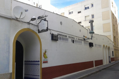 Seu de l'Asociación Cultural y Folklórica Andaluza, una de les entitats amb dret a subvenció.