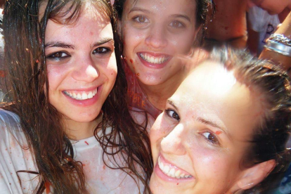 Una de les imatges que la noia de Miami ha fet arribar a Eva Casado de la festa de la Tomatina a la qual va assistir el 2010.