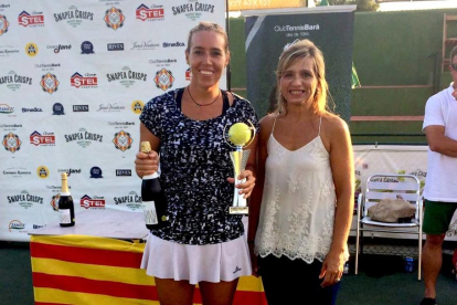 Laura Pous guanyadora en categoria femenina de l'Open d'Estiu Tennis Barà.