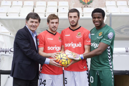 D'esquerra a dreta, Josep Maria Andreu, Juan Muñiz, Giorgi Aburjania i Fabrice Ondoa, durant la presentació dels jugadors al 2016.