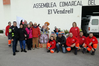 L'Associació motorista Pirates Creixell Motoristes Solidaris entrega 260 joguines a la Creu Roja