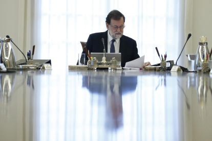 Mariano Rajoy presidint el Consell de Ministres extraordinaris en el que s'han acordat les mesures d'aplicació del 155.