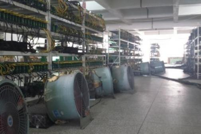 Imagen de archivo de una instalación dedicada a la generación de la criptomoneda en China.
