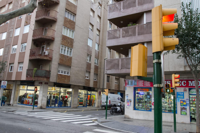 Els semàfors del Passeig Sunyer són uns dels que es canviaran.