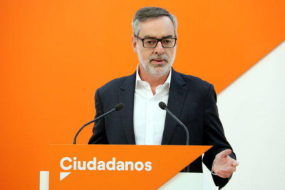 El secretari general de Cs, José Manuel Villegas, en roda de premsa des de la seu del partit a Madrid el 27 de novembre de 2017.