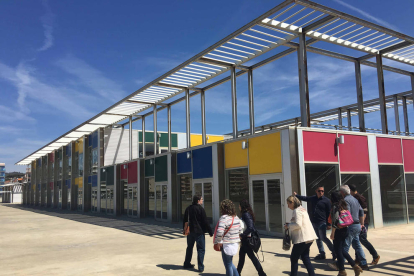 El centro cívico y biblioteca se creará a uno de los edificios del Puerto en Segur.