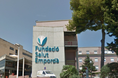 Víctor Manuel Yeste va exercir com a metge a l'Hospital de Figueres sense tenir cap titulació.
