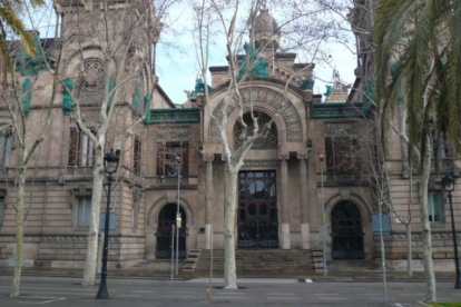 Imagen de la fachada exterior del Tribunal Superior de Justicia de Cataluña.