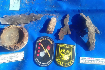 Imatges d'altres artefactes militars reglamentaris localitzats a Corbera d'Ebre.