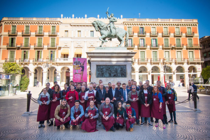 Foto de família dels participants en la 14a edició de Primavera de la Gantxet Pintxo.