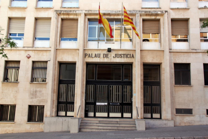 El judici se celebrarà dilluns a l'Audiència de Tarragona.