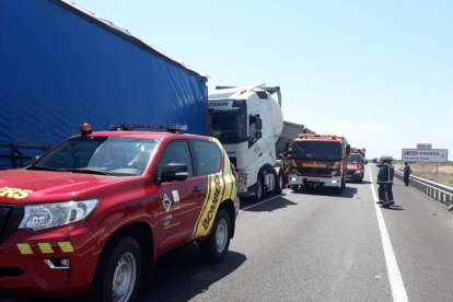 Imagen de un accidente a en la carretera N-340 entre Vinaròs y Alcanar, el pasado mes de mayo.