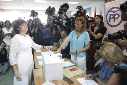 La candidata a la presidència del Partit Popular, Soraya Sáez de Santamaria