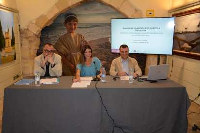 Presentación de la 'Diagnosis de la vivienda de uso turístico en Tarragona'.