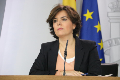 La vicepresidenta del govern espanyol, Soraya Saénz de Santamaría, en una roda de premsa.
