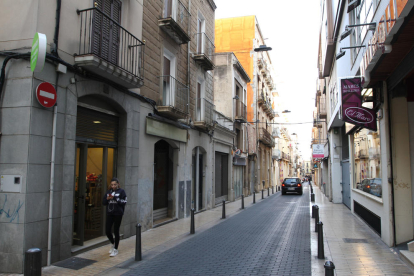 El carrer dels Recs és un dels que compta amb pisos per a turistes inscrits a Turisme.