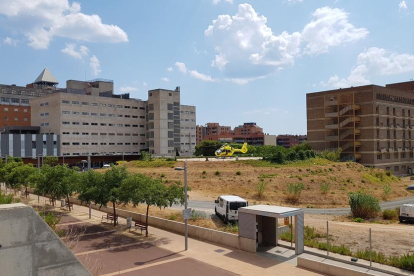 Els estudis d'arquitectura seleccionats han planificat el nou hospital fent un ús diferent de l'espai actualment disponible.