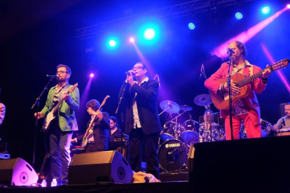 Los Manolos van oferir un concert per la Festa Major de Sant Joan de La Pobla.