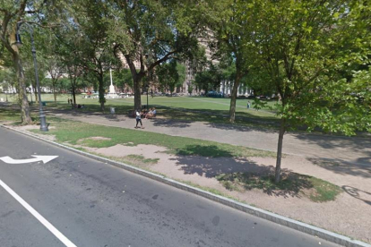 Imagen del parque New Haven Green, situado en los alrededores del campus universitario de Yale, Estados Unidos.
