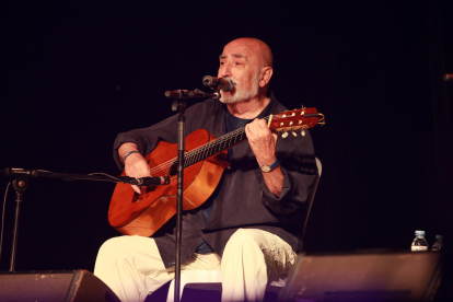 Peret durant la seva última actuació, que es va fer el juny de 2014 a Valls.