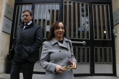 Begoña Floria, el 19 de gener del 2017 sortint del Jutjat després de declarar pel cas Inipro.