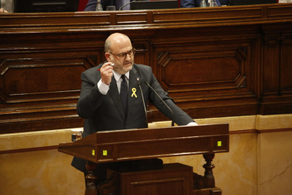 El portaveu de Junts per Catalunya, Eduard Pujol, al debat d'investidura.