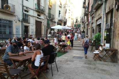 Imatge de la terrassa a la plaça dels Sedassos.