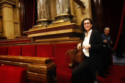 Marta Rovira al Parlament de Catalunya durant el debat d'investidura de Jordi Turull